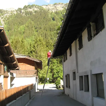 Nouveau Grassonnet Auberge de jeunesse *
